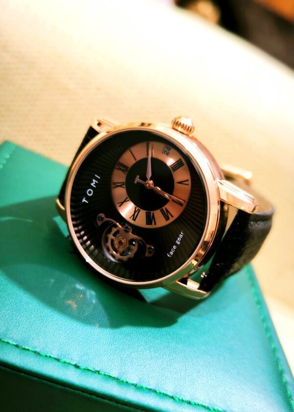 Tomi Classic Gold Roman Dial Watch - Image 5